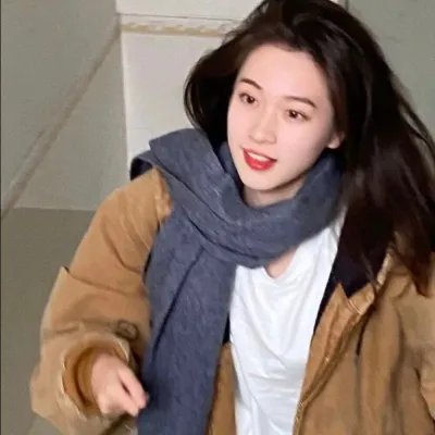 站立的动物故事海报