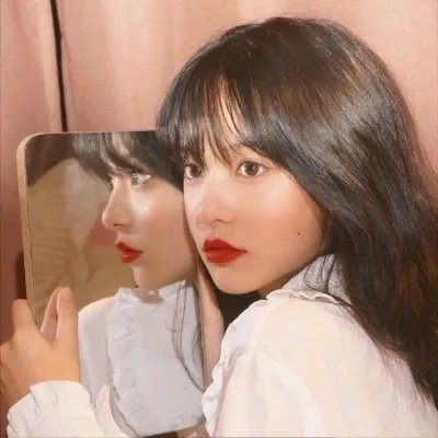 画壁海报